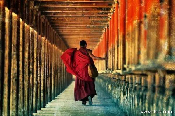 西藏的僧人