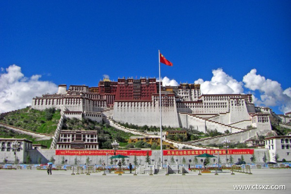 布達(dá)拉宮